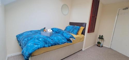 Iver House | Move inn Estates - Multiple Rooms