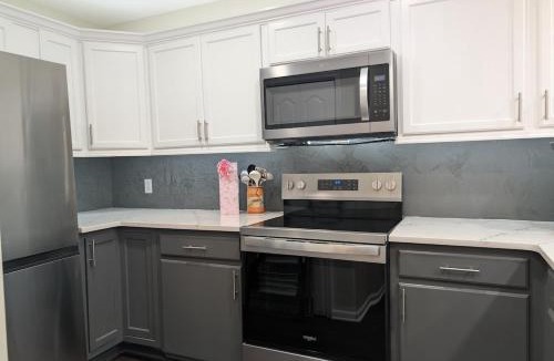 Murfreesboro Villa | Movie Night Retreat I Hot Tub I Games I Theater