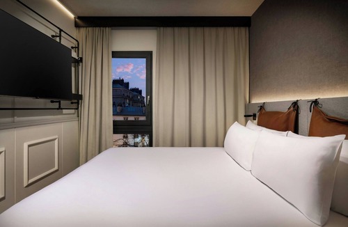 Quartier du Pont-de-Flandre Hotel | Moxy Paris La Villette