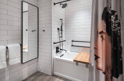 East Village Hotel | Moxy San Diego Downtown/Gaslamp Quarter
