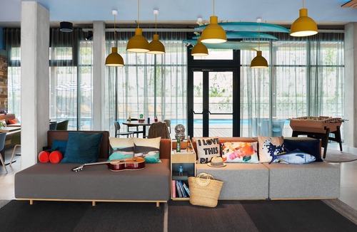 Biot Hotel | Moxy Sophia Antipolis