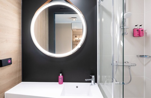 Southampton City Centre Hotel | Moxy Southampton