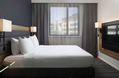 Southampton City Centre Hotel | Moxy Southampton