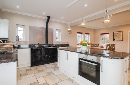 Jamestown Cottage | MOY BRIDGE CROFT, pet friendly, with open fire in Strathpeffer