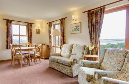 Lochgilphead House | Moy