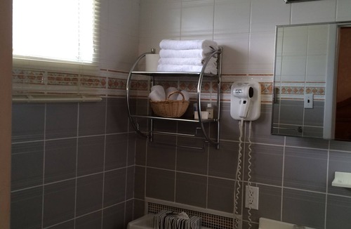 Wasaga Beach Hotel | Mozaik Motel
