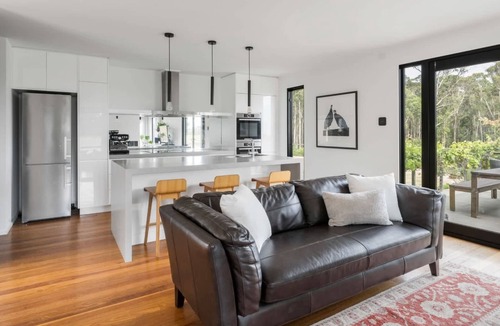 Leonards Hill House | Mple Rise Daylesford