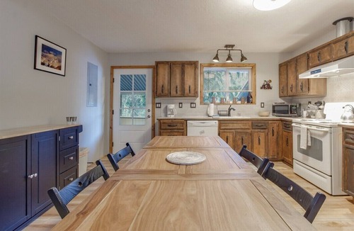 Packwood Cabin | Mr. Gnomerson’s Hideaway | 3 Bed, 2 Bath