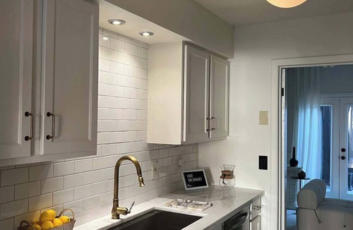 Turtle Creek House | Mr. Nomad: Artistic Abode in Uptown