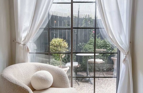 Turtle Creek House | Mr. Nomad: Parisian Townhouse in Uptown