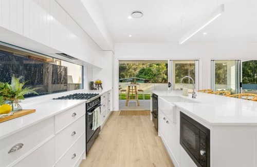 Callala Bay House | Mr Percival - When Size Matters !