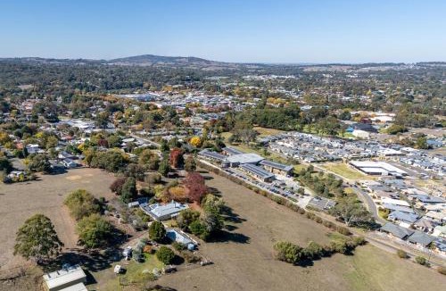 Mount Barker House | Mt Barker Nina's 2BR Cottage