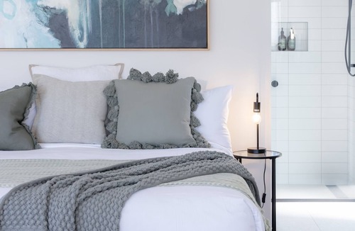 Waurn Ponds Bed & Breakfast | Mt Duneed Estate Winery