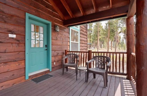 Leadville Cabin | Mt. Elbert View Cabin | Sleeps 4 | Leadville