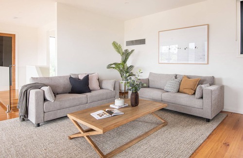 Mount Eliza House | Mt Eliza Manor Pool Spa Views