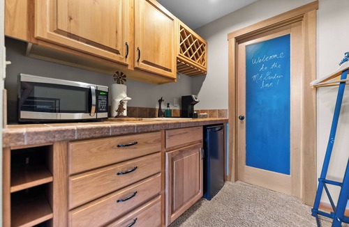 Winthrop Hotel | Mt Gardner Inn