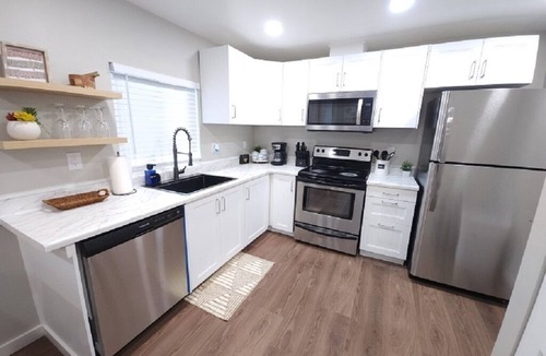 Gresham House | Mt. Hood Hideaway in Gresham - Troutdale