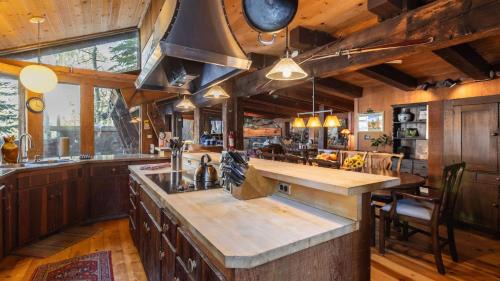 Olympic Valley House | Mt. Jola by AvantStay