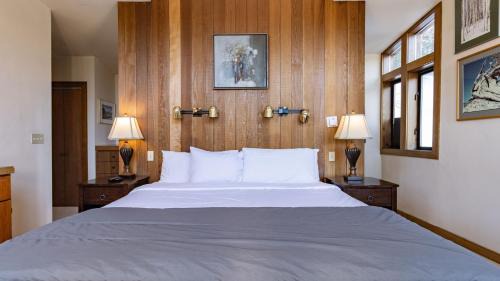 Olympic Valley House | Mt. Jola by AvantStay