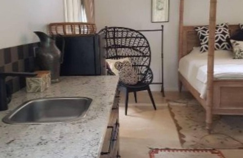 Crafers Apartment | Mt Lofty Gardens Studio - spacious and quiet