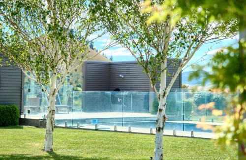 Lowburn Bed & Breakfast | Mt Michael Lodge