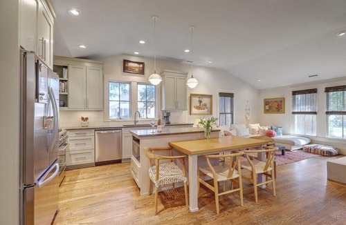 Charleston House | Mt Pleasant Getaway with Heated Pool, Close to Sullivan’s Island & Downtown