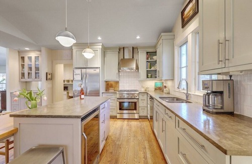 Charleston House | Mt Pleasant Getaway with Heated Pool, Close to Sullivan’s Island & Downtown
