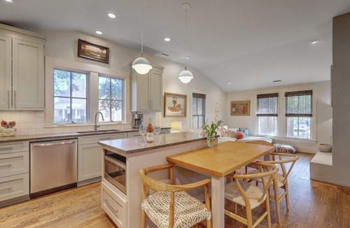 Charleston House | Mt Pleasant Getaway with Heated Pool, Close to Sullivan’s Island & Downtown