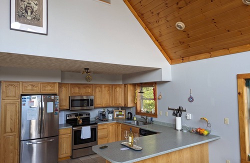 Green Mountains Ski Chalet | Mt. View Chalet Jay Peak/Stowe!