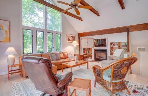 Nellysford House | Mtn & Lake Views: Serene Wintergreen Resort Escape