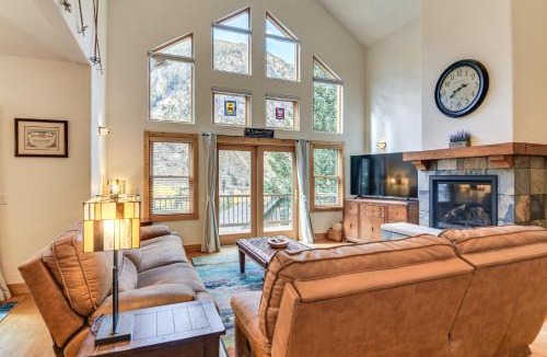 Georgetown House | Mtn-View Cabin w/Private Hot Tub in Georgetown!