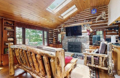 Bolton Landing House | Mtn-View Family Cabin! 9 Mi to Lake George Village