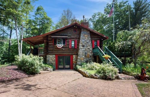 Bolton Landing House | Mtn-View Family Cabin! 9 Mi to Lake George Village