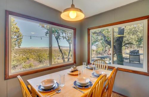 Patagonia House | Mtn-View Gem on 20 Acres: Patagonia Cabin Hideaway