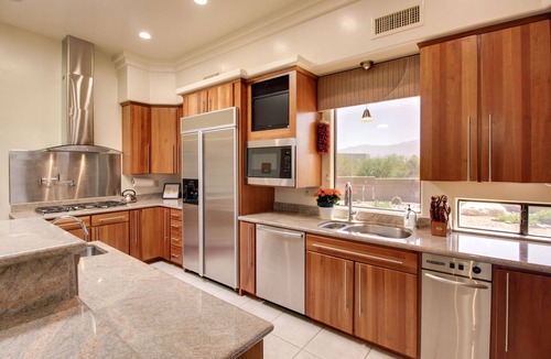 Oro Valley House | Mtn-View Oasis w/Pool, Spa & Gym in Oro Valley!