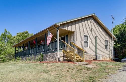 Mohawk House | Mtn View & On-Site Trails! Rural Bybee Retreat
