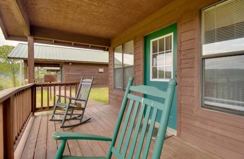 Mountain View House | Mtn-View Porch: Arkansas Cabin Near White River