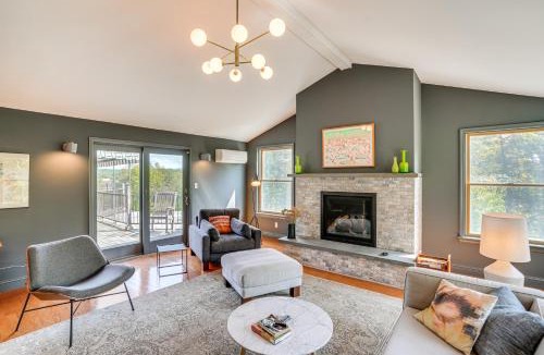 Hollowville House | Mtn-View Retreat in Huson Valley: Great for Groups