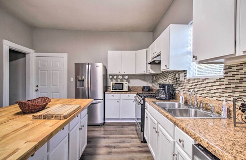 Sharon House | Mtn Views & Idyllic Setting! Clifton Forge Retreat