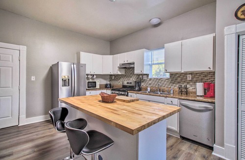 Sharon House | Mtn Views & Idyllic Setting! Clifton Forge Retreat