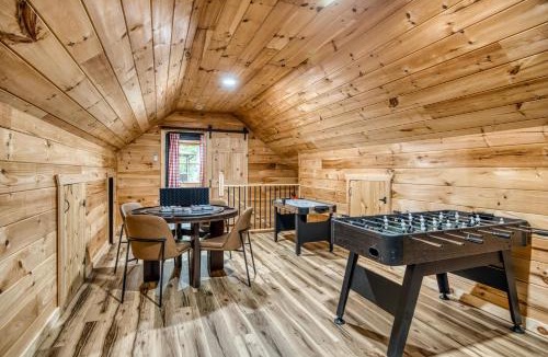 My Mountain House | Mtn Views Sleeps 20 Game Room Outdoor Fun