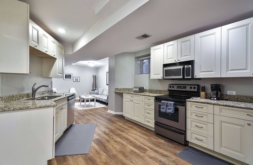 Sheffield Neighbors Apartment | MTR~KingBeds-PetFriendly-FreeParking