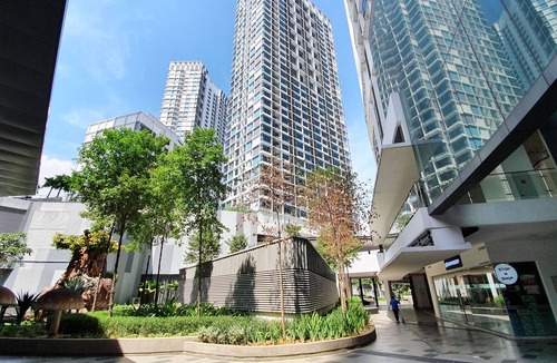 Seksyen 7 Apartment | MU i-City Duplex Suite