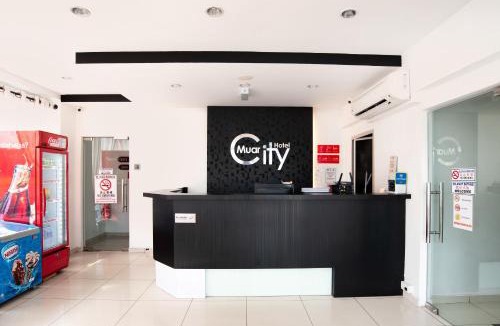 Sabak Aur Hotel | Muar City Hotel