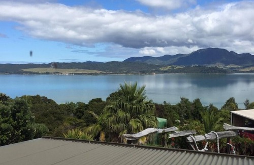 Whirinaki House | MUDBRICK BARN MUDENZA VU