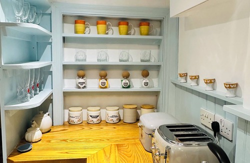 Kirkby Stephen House | Muddy Boots - Arcade Royale