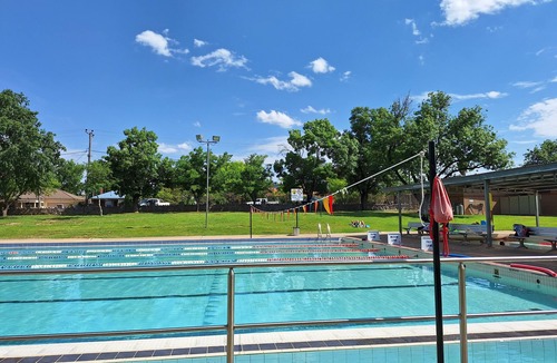 Central Mudgee House | Mudgee Explorer Lodge.nOwned by Mudgee Wine Explorer Tours