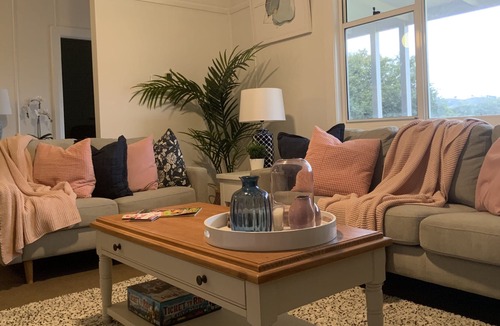 Mount Knowles House | Mudgee Farmhouse