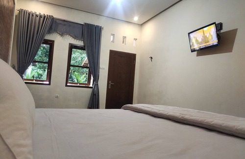 Borobudur Hotel | Mudhia Homestay