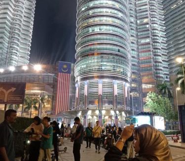 Kampong Pulau Kandis Apartment | Muhammad Najmi Hakim Bin Abdullah